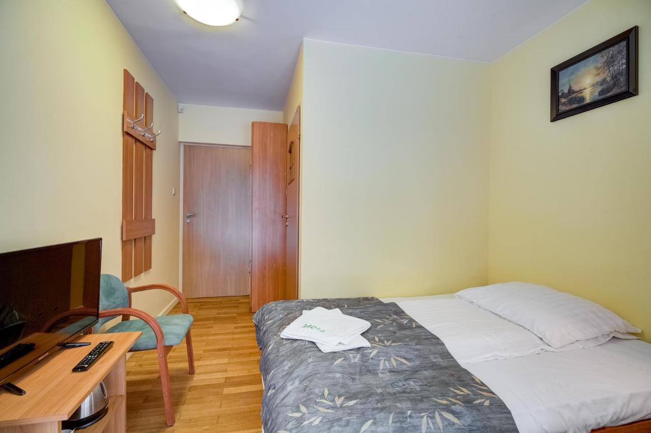 Hotel Osrodek Wypoczynkowy Barta Tylicz Exterior foto
